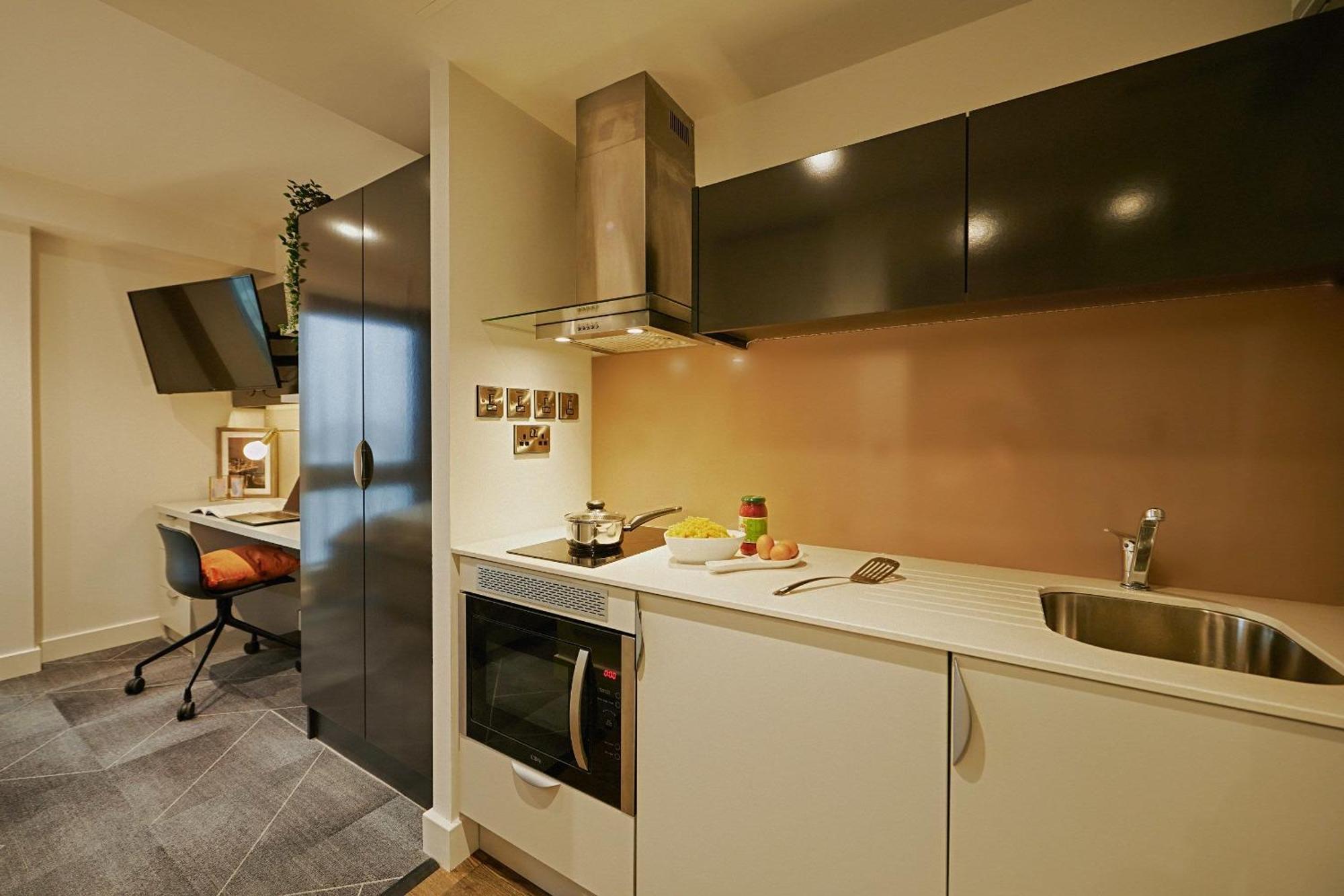 Fully Equipped Modern Studios In Glasgow West End For Students Only Luaran gambar